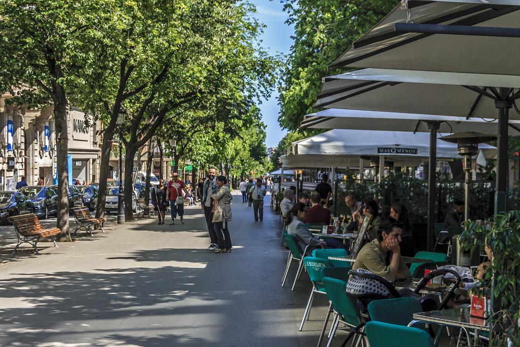 Habitat Apartments Batllo Barcelona Luaran gambar